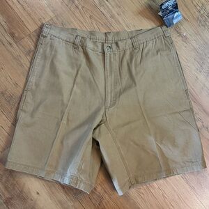 NWT Woolrich Carpenter Shorts Men’s  Sz 40 Tan